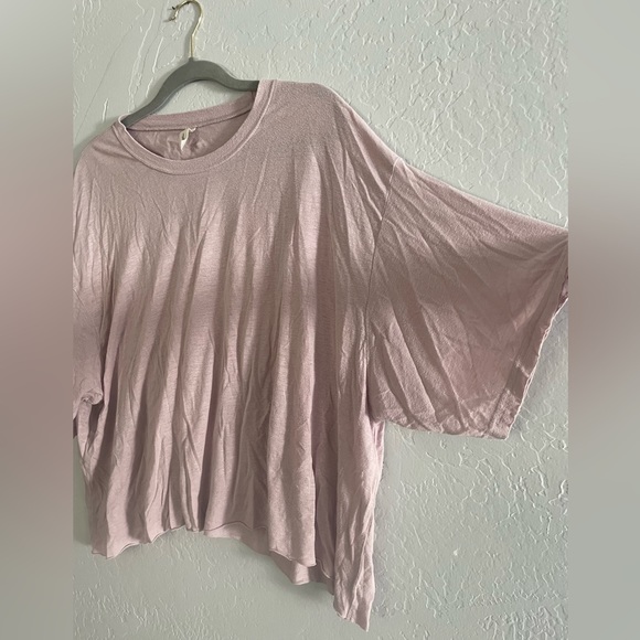 Summer and storm oversized tee. - Picture 3 of 3